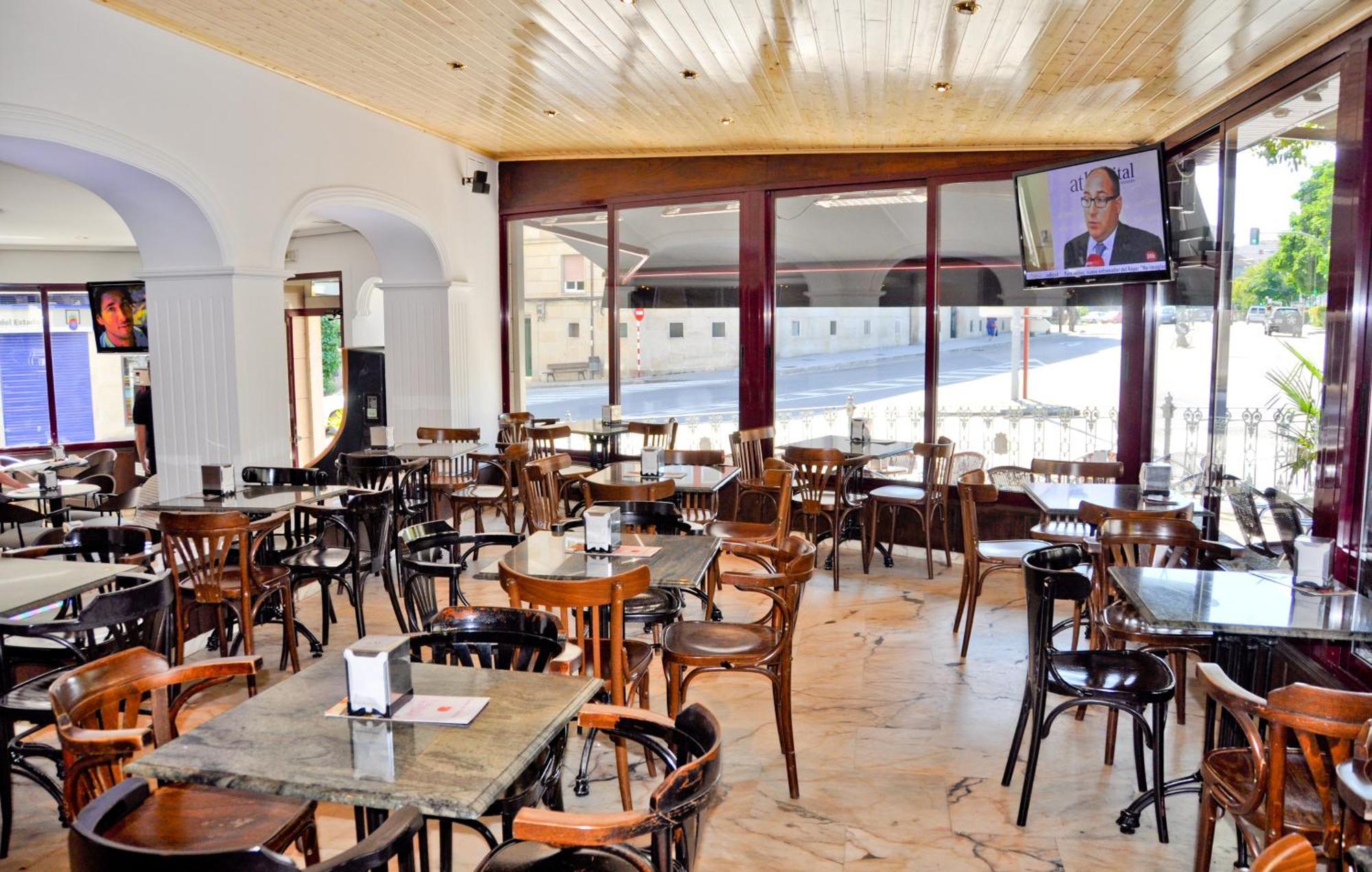 Hostal La Rotonda Ουρένσε Εξωτερικό φωτογραφία