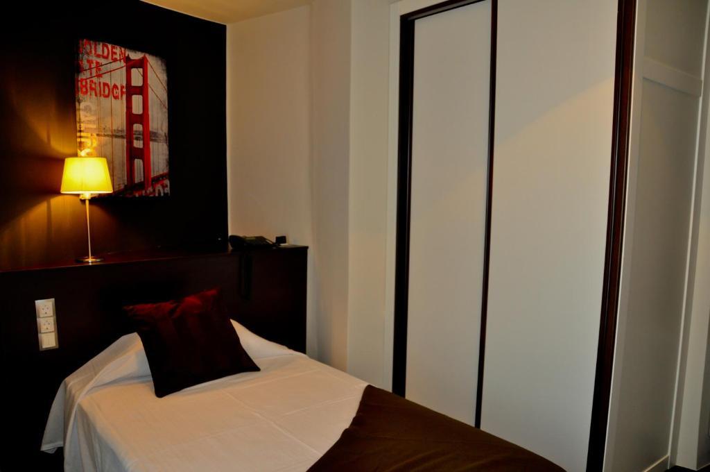 Hostal La Rotonda Ουρένσε Δωμάτιο φωτογραφία