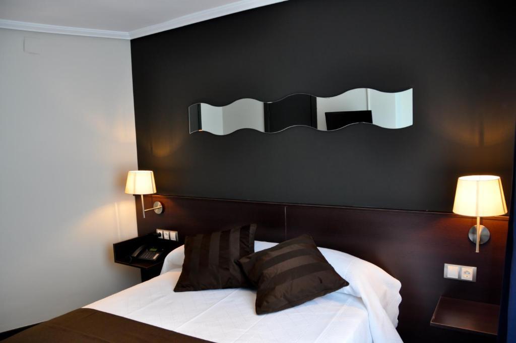 Hostal La Rotonda Ουρένσε Δωμάτιο φωτογραφία